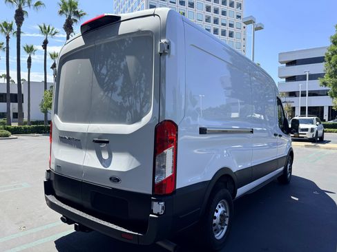 Used 2023 Ford Transit 250 148 Medium Roof AWD w/ Interior Upgrade Package image 5