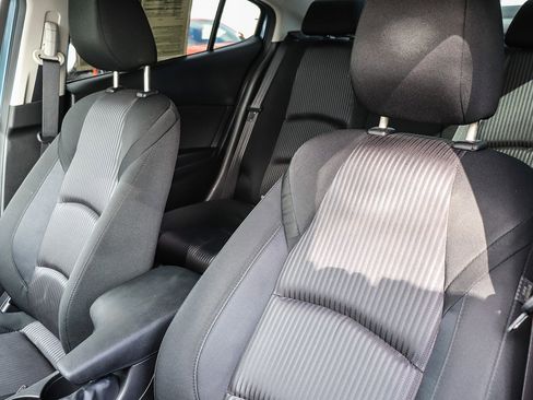 Used 2016 MAZDA MAZDA3 i Sport w/ Preferred Equipment Package image 23