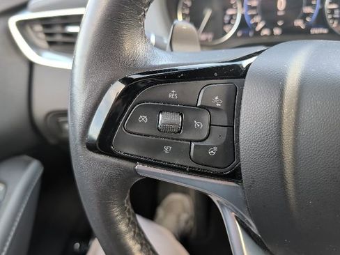 Used 2023 Buick Enclave Premium image 24