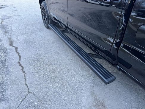 Used 2025 Chevrolet Silverado 1500 High Country w/ Midnight Edition image 50