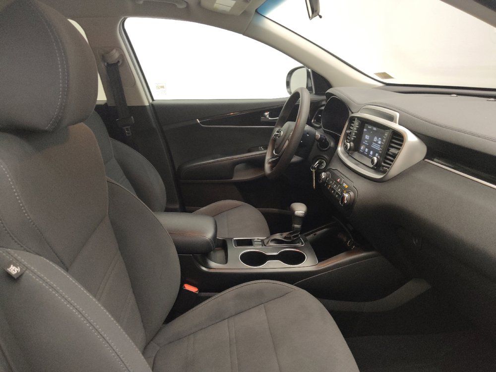 Used 2020 Kia Sorento L FWD image 21