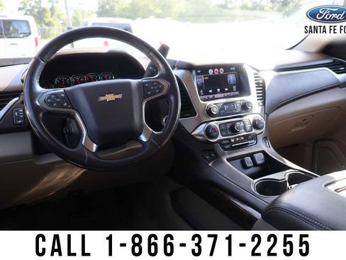 Used 2015 Chevrolet Suburban LT w/ Luxury Package RWD image 27