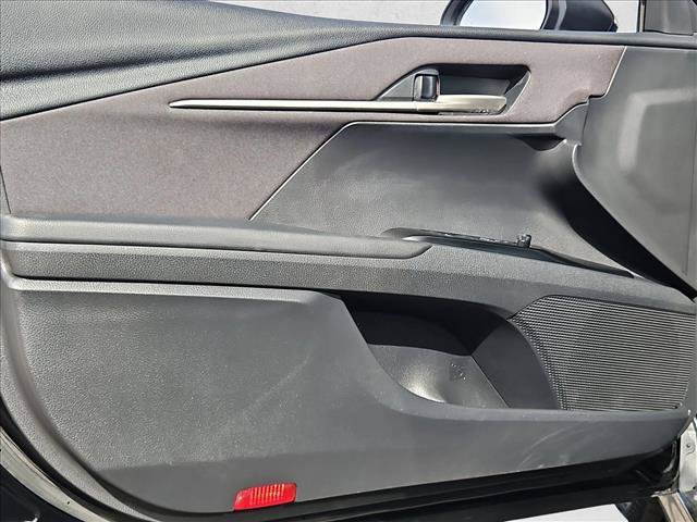 Used 2025 Toyota Camry LE FWD image 10