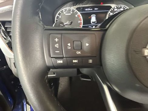 Used 2023 Nissan Rogue SL AWD/4WD image 15