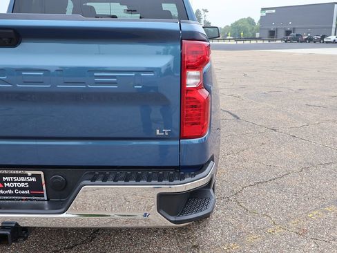 Used 2024 Chevrolet Silverado 1500 LT AWD/4WD image 15