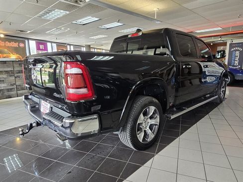Used 2019 RAM 1500 Laramie AWD/4WD image 4