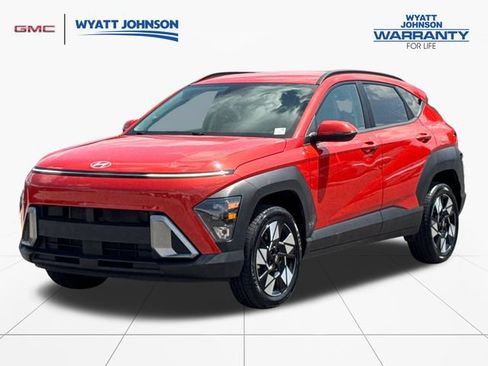 Used 2025 Hyundai Kona SEL AWD/4WD image 1