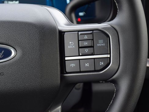 New 2026 Ford F250 Lariat w/ FX4 Off-Road Package image 10