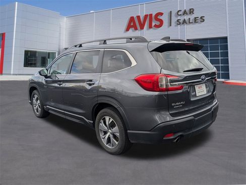 Used 2025 Subaru Ascent Premium image 3