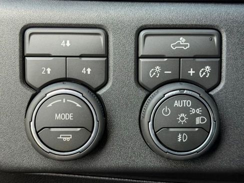 New 2026 Chevrolet Silverado 2500 LT AWD/4WD image 17