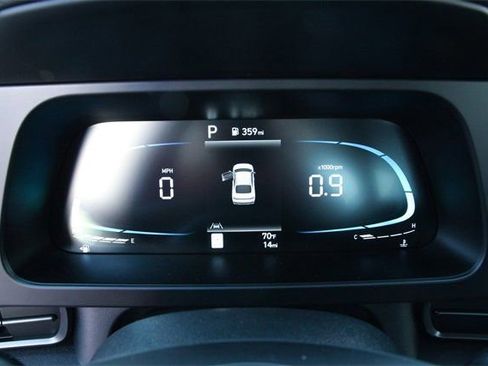 Certified 2026 Hyundai Elantra Sport image 18