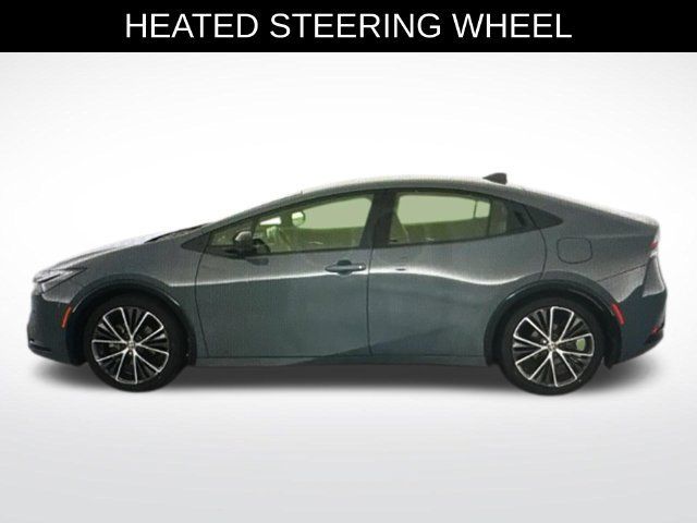 Used 2024 Toyota Prius XLE AWD/4WD image 4