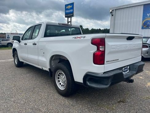 Used 2020 Chevrolet Silverado 1500 W/T w/ Trailering Package AWD/4WD image 3