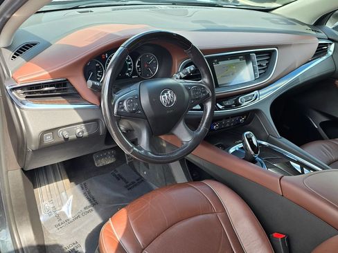 Certified 2018 Buick Enclave Avenir w/ Avenir Technology Package AWD/4WD image 12