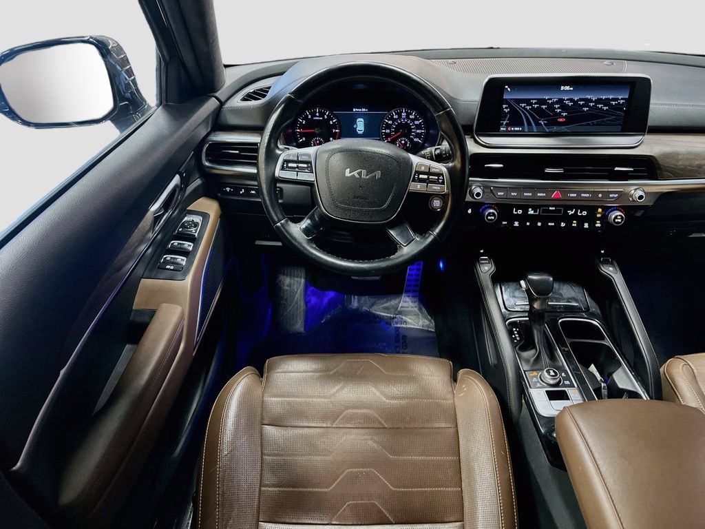 Used 2022 Kia Telluride SX w/ SX Prestige Package AWD/4WD image 24
