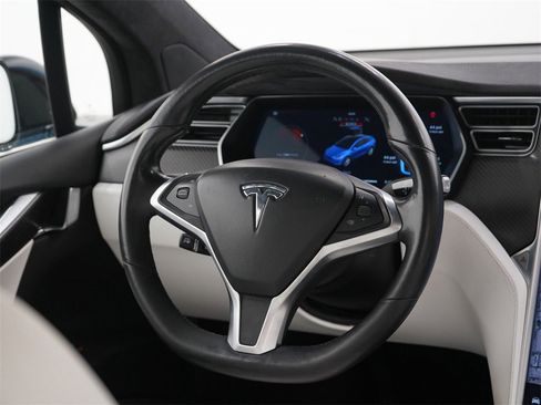 Used 2017 Tesla Model X P100D image 15