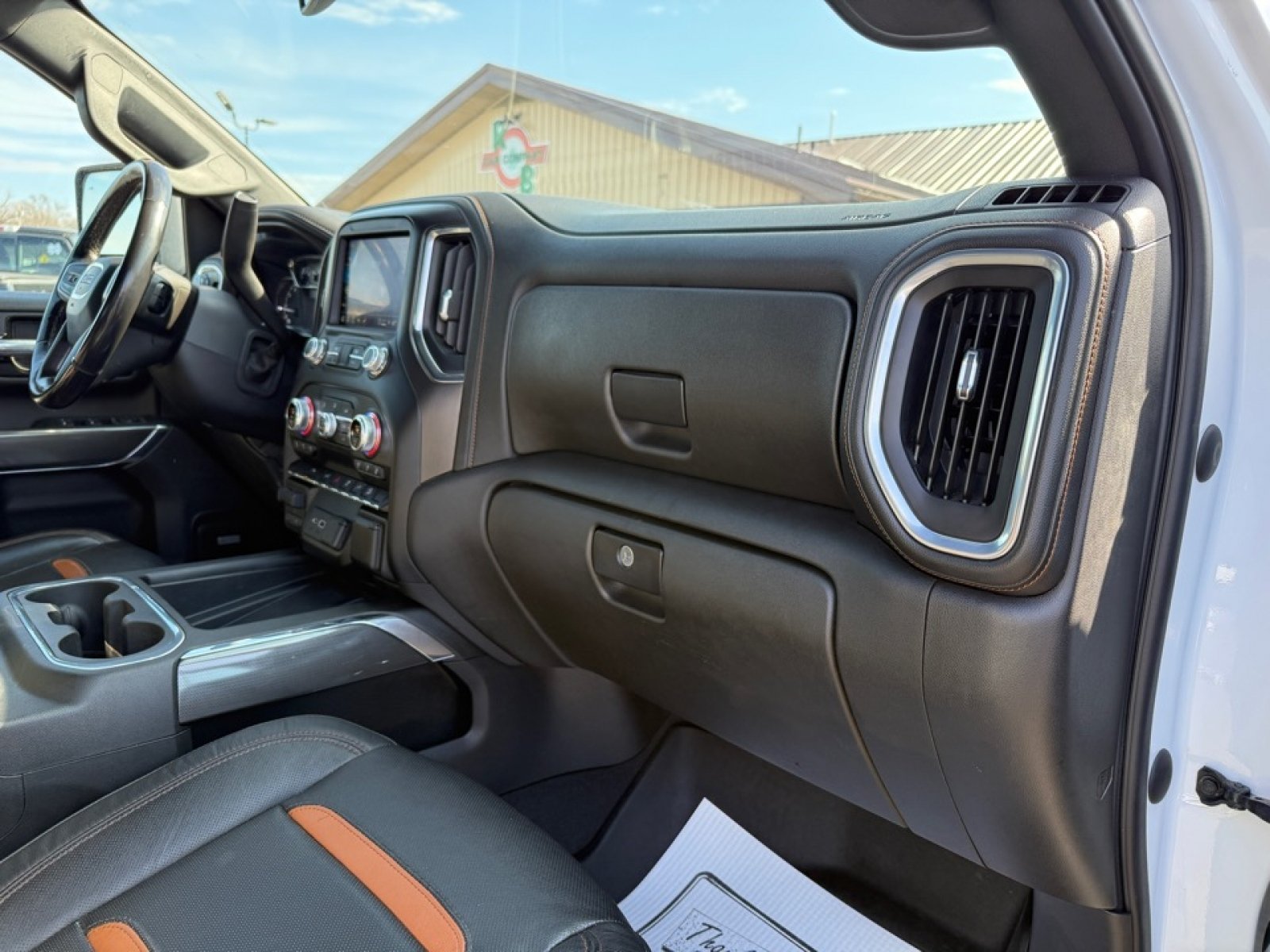 Used 2022 GMC Sierra 2500 AT4 w/ AT4 Preferred Package AWD/4WD image 23