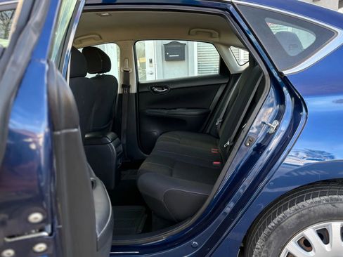 Used 2017 Nissan Sentra S image 11