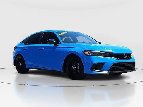 Used 2024 Honda Civic Sport image 3