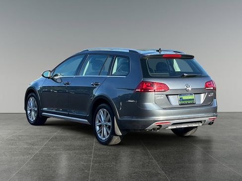 Used 2017 Volkswagen Golf Alltrack SE AWD/4WD image 8