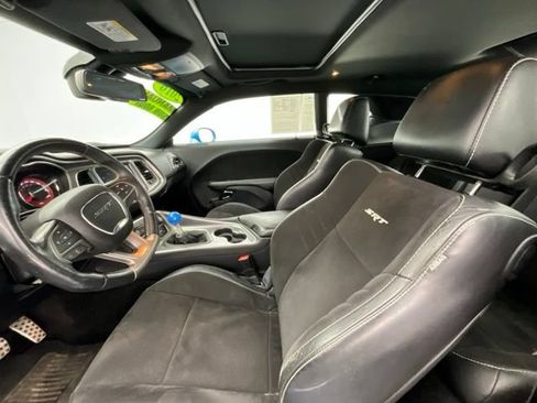 Used 2016 Dodge Challenger SRT Hellcat RWD image 16