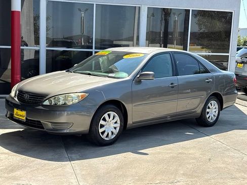 Used 2006 Toyota Camry LE FWD image 8