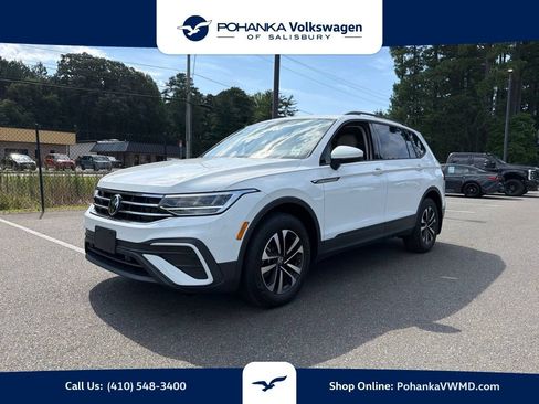 Used 2023 Volkswagen Tiguan S w/ Driver Assistance Package FWD image 1