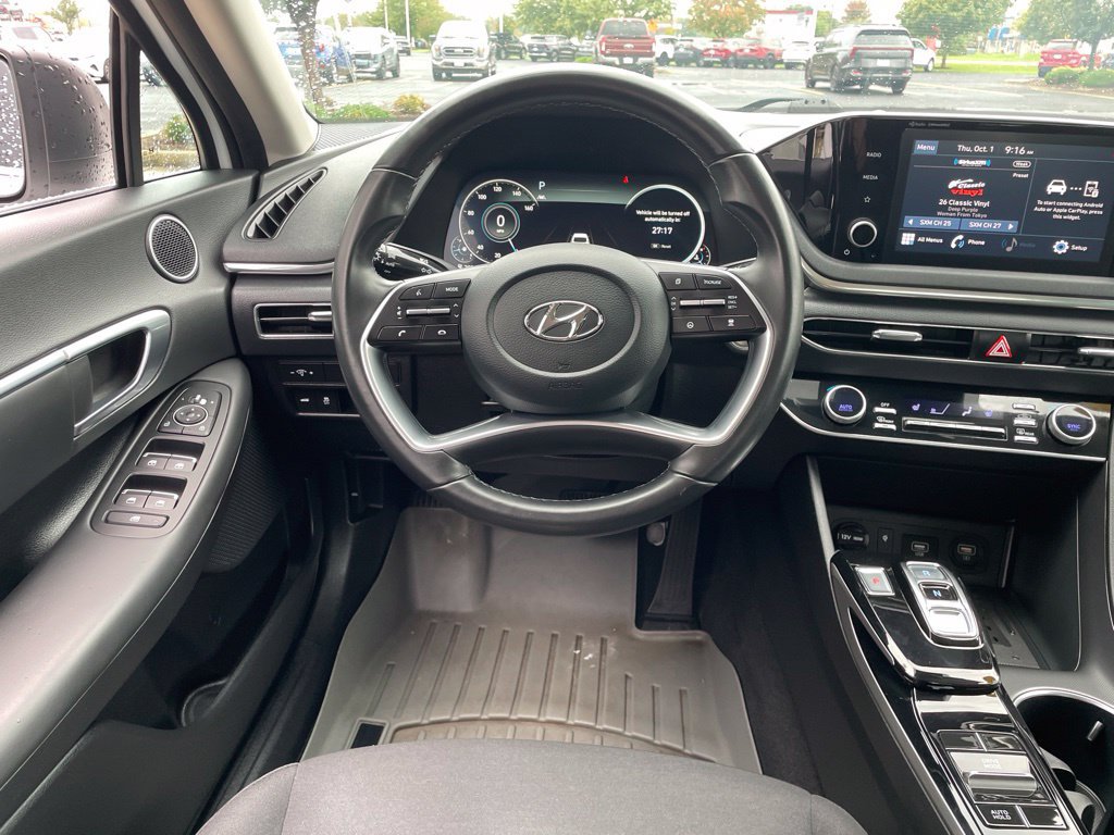 Used 2022 Hyundai Sonata SEL w/ Convenience Package FWD image 13