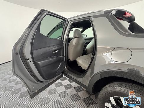 Used 2025 Hyundai Santa Cruz SEL AWD/4WD image 28