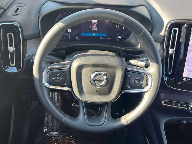 Used 2023 Volvo XC40 B5 Core AWD/4WD image 20