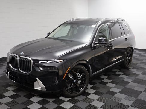 New 2026 BMW X7 xDrive40i image 2