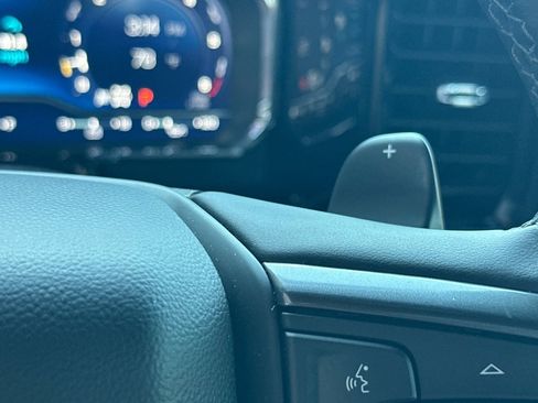 Used 2024 Chevrolet Silverado 1500 High Country w/ Technology Package image 39