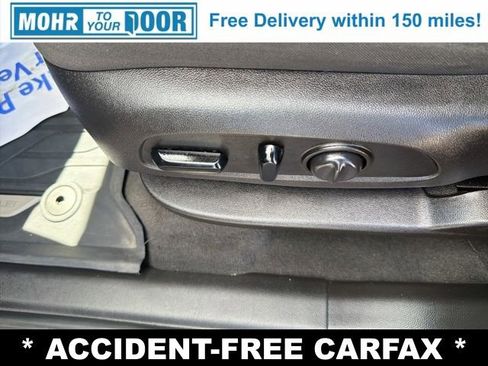 Used 2019 Chevrolet Traverse LT w/ LPO, Floor Liner Package image 12