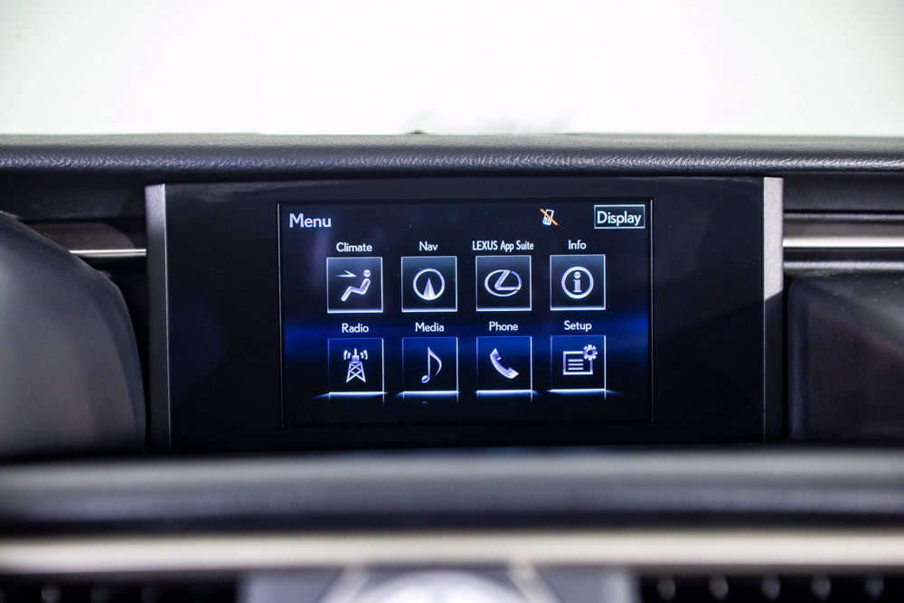 Used 2016 Lexus RC 200t RWD image 28