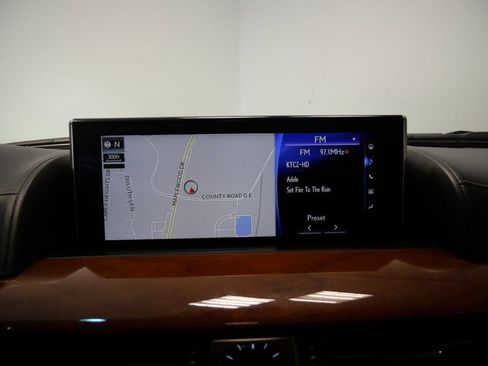 Used 2016 Lexus LX 570 4WD image 18