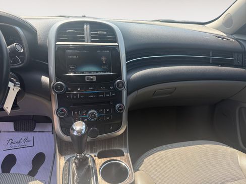 Used 2015 Chevrolet Malibu LT FWD image 10