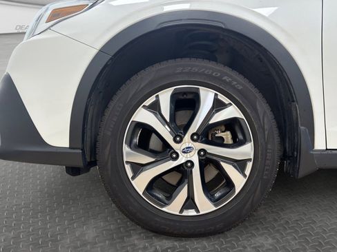 Used 2021 Subaru Outback Limited XT w/ Popular Package #2 AWD/4WD image 40