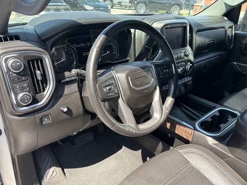 Used 2023 GMC Sierra 3500 Denali w/ Denali Ultimate Package image 10