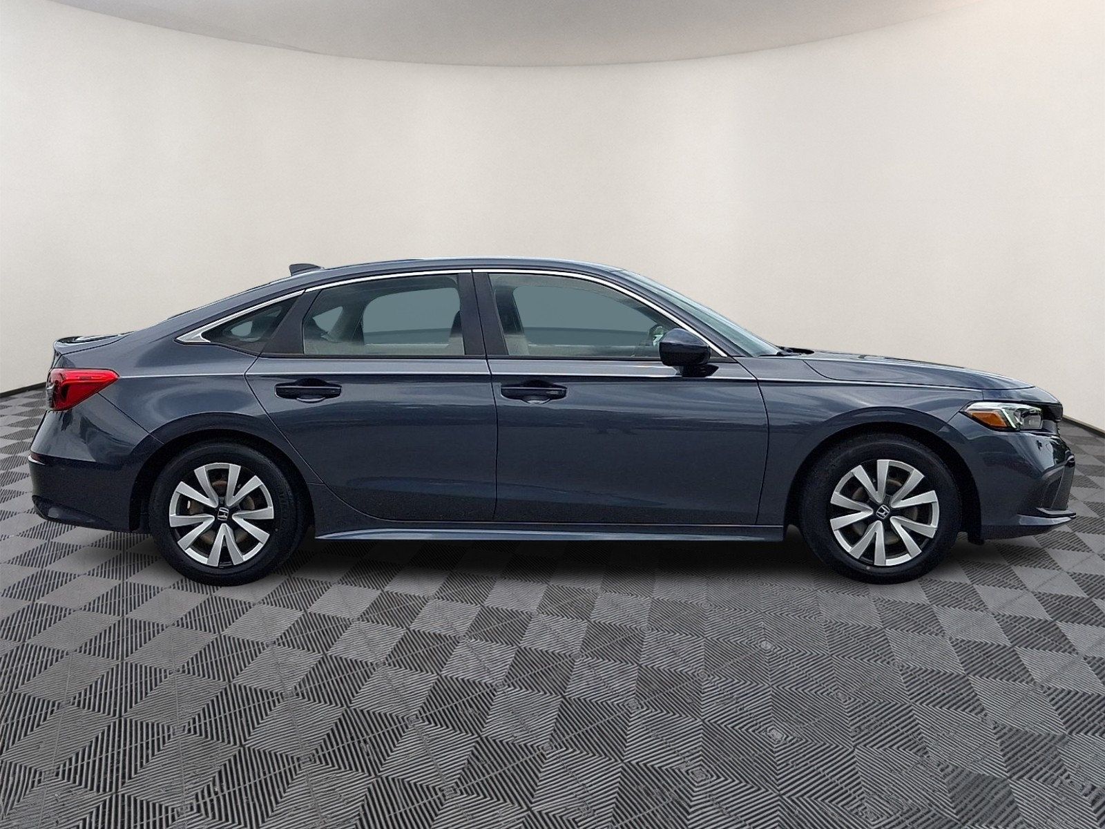 Used 2024 Honda Civic LX image 7