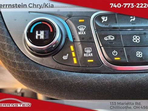 Used 2024 Chevrolet Malibu LT image 20