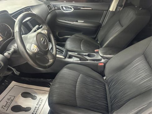 Used 2019 Nissan Sentra SV image 12