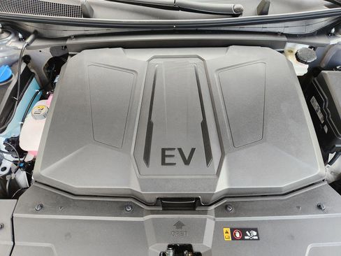 New 2026 Hyundai Ioniq 5 SE image 29