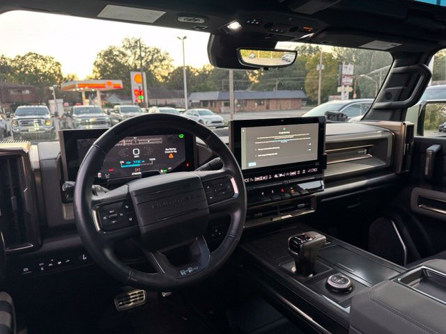 Used 2024 GMC Hummer EV 3X w/ LPO, Illumination Package AWD/4WD image 9