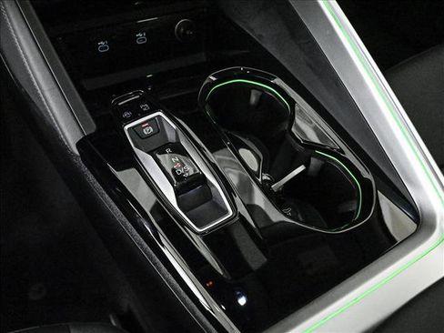 Used 2025 Audi Q5 Premium Plus w/ Premium Plus image 12