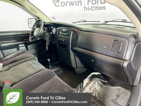 Used 2005 Dodge Ram 3500 Truck SLT image 24