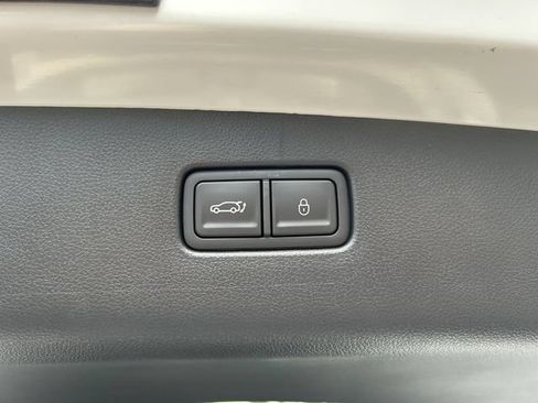 Used 2026 Genesis GV70 3.5T Sport Advanced AWD/4WD image 15