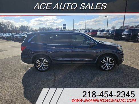 Used 2018 Honda Pilot Touring image 6