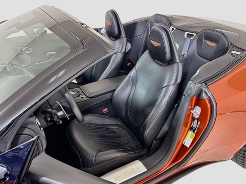 Used 2019 Aston Martin DB11 Volante RWD image 14