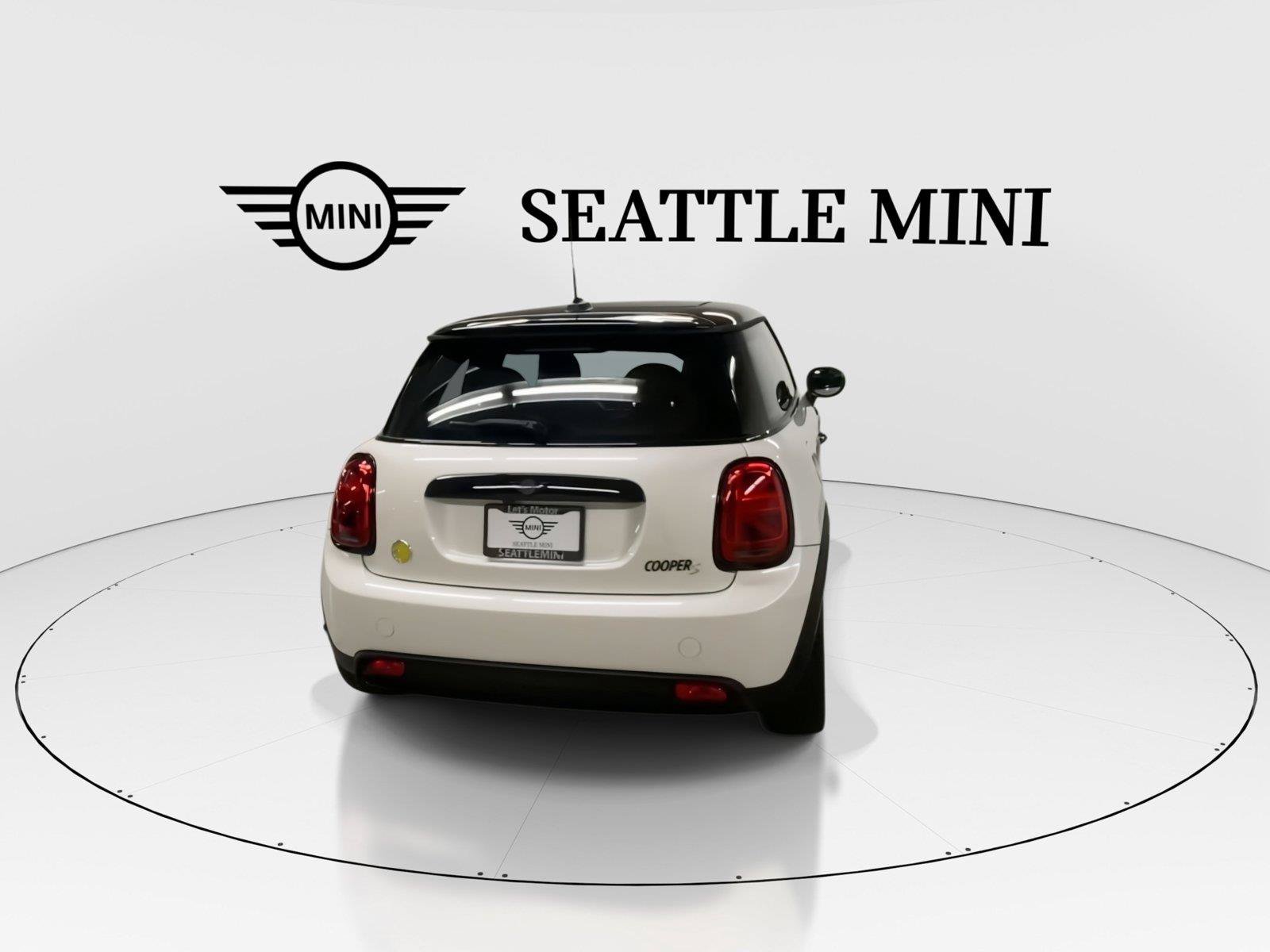 Used 2024 MINI Cooper SE FWD image 10
