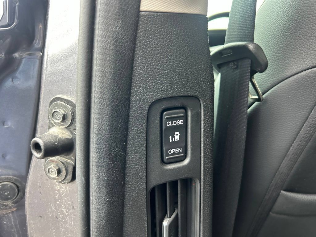 Used 2025 Honda Odyssey EX-L image 8